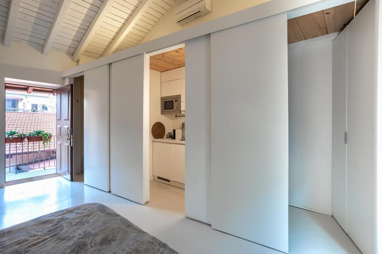 Design Loft Walking Distance Brera-duomo With Wifi+netflix Apartamento
